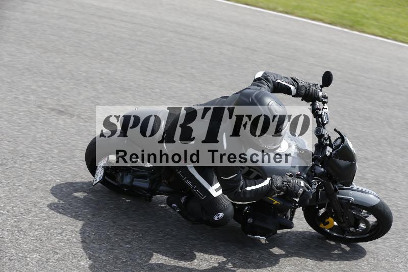 /Archiv-2024/29 12.06.2024 MOTO.CH Track Day ADR/Gruppe gelb/5